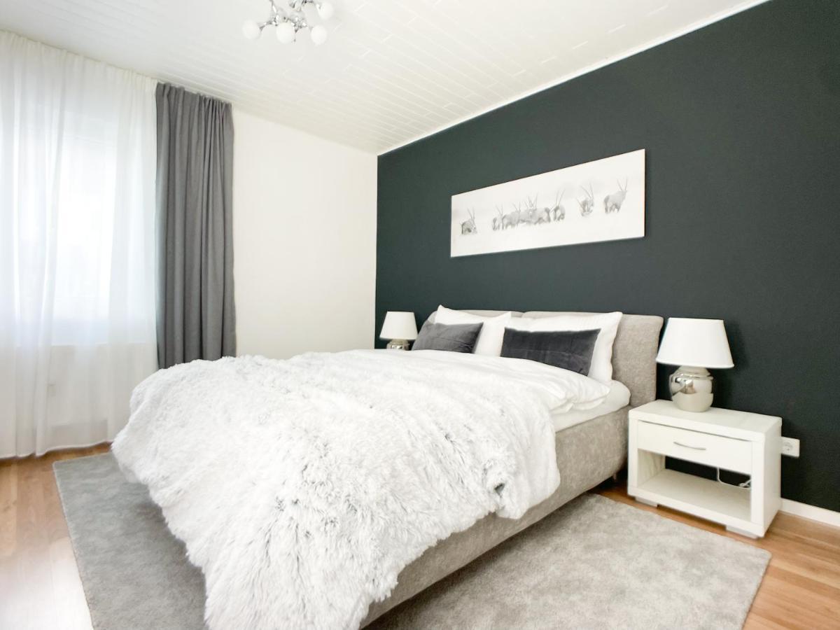 M-Style 01 Apartment Mit Terrasse Und Gasgrill, 24H Self-Check-In, Free Parking, Netflix Nürnberg Eksteriør bilde
